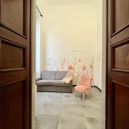 Happy Family U Papaviou Apartment Genoa